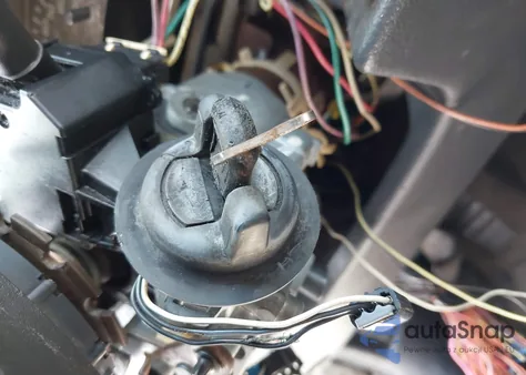 2002 Chevrolet Cavalier из США, поврежденный, VIN 1G1JC524227214399